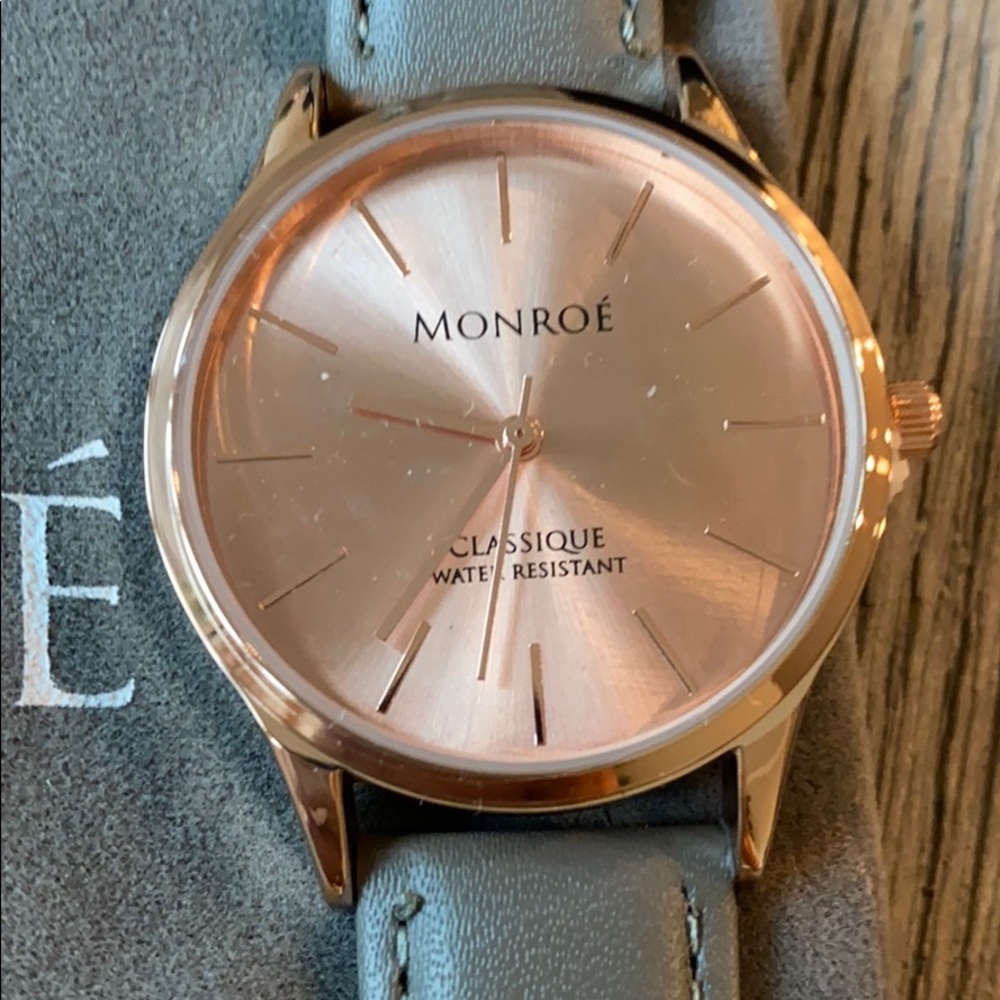 Monroe Classique Watch - Picture 2 of 4